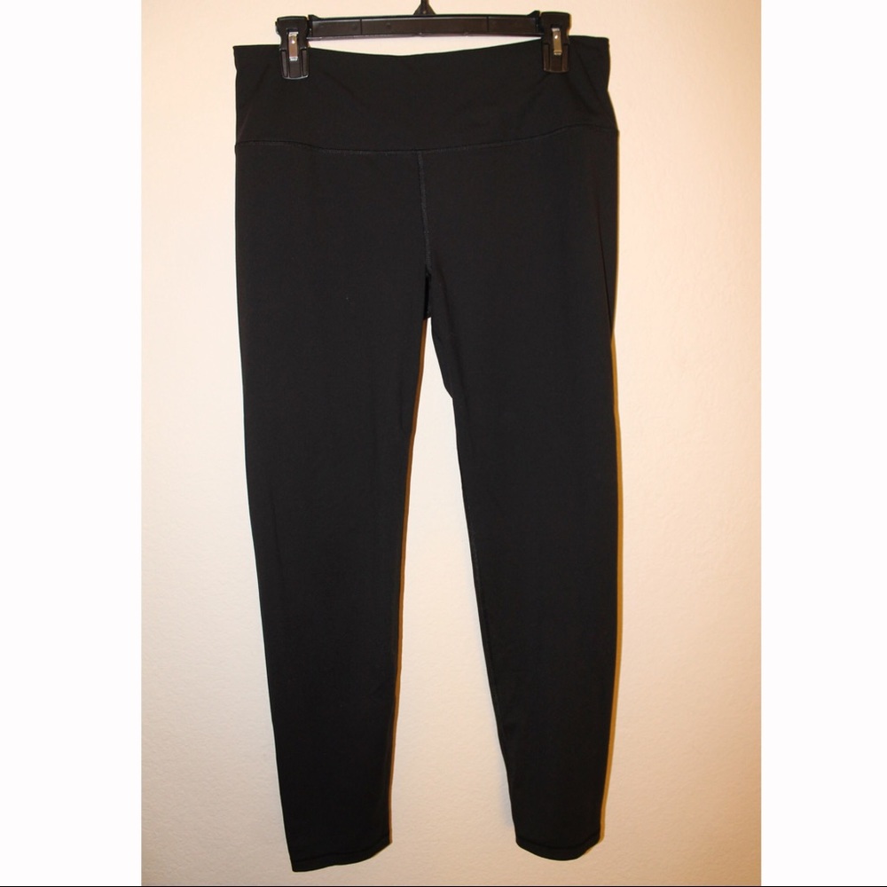 Victoria’s Secret VSX Sport Knockout Leggings